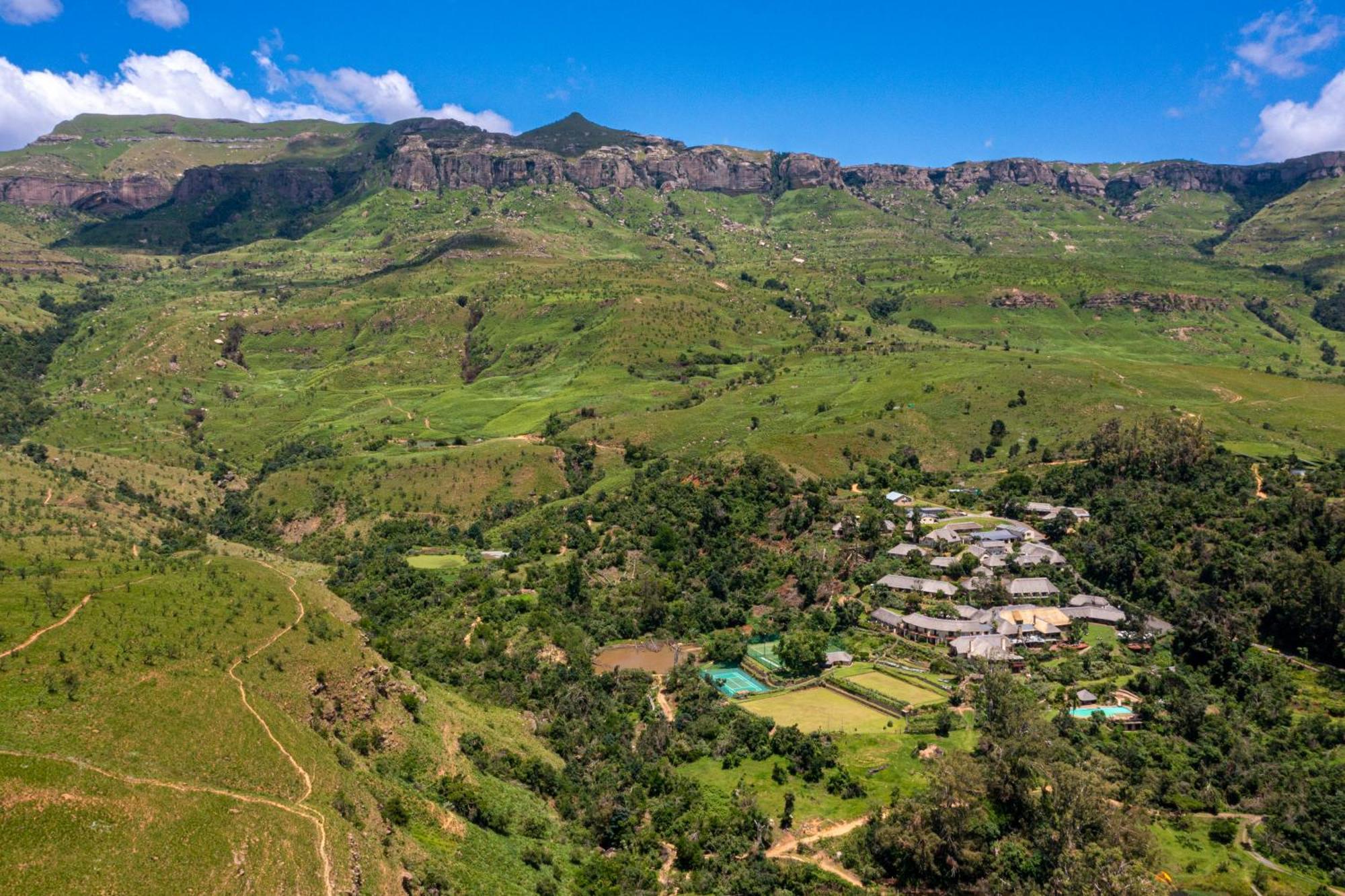 Cavern Resort & Spa Bergville Ngoại thất bức ảnh